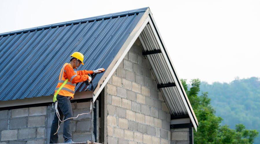 Expert top industrial roofings services in Dilley, TX